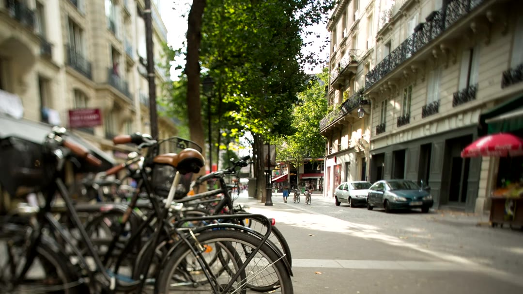 How to Register a Company in France as a Foreign Entrepreneur: SAS vs SARL